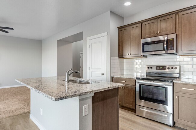 Building Photo - Modern 4-Bedroom Home in Meridian – Spacious Layout + Great Location