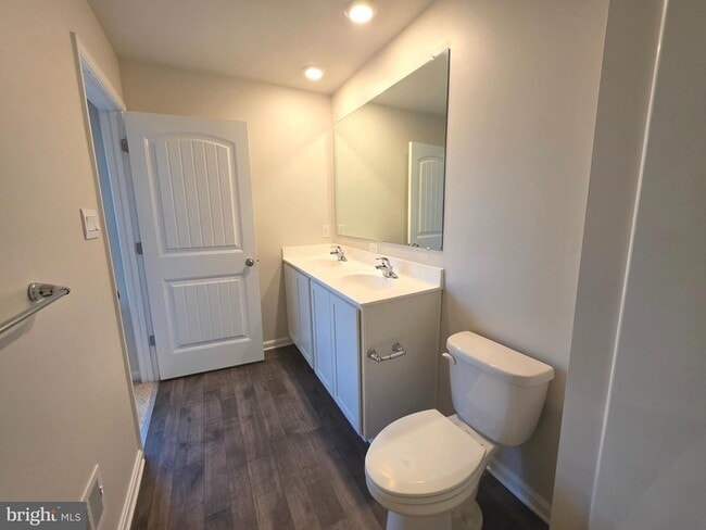 Building Photo - 424 Ridgely Blvd