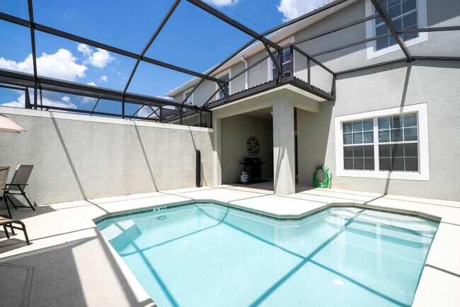 Building Photo - 3153 Pequod Pl