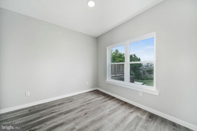 Building Photo - 1764 Frankford Ave