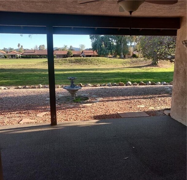 Building Photo - 1955 Silver Oak Way