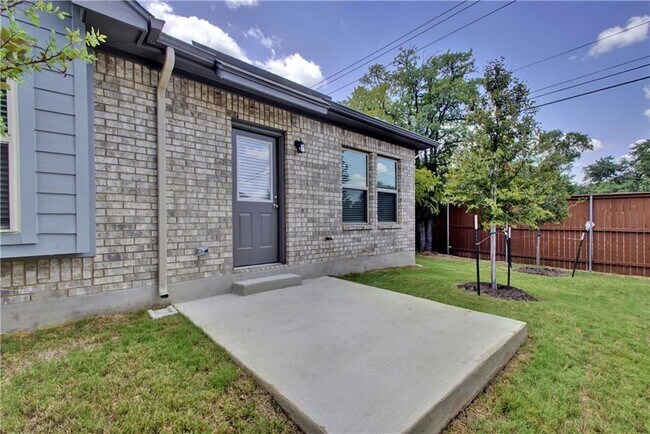 Building Photo - 12917 Leatherback Ln