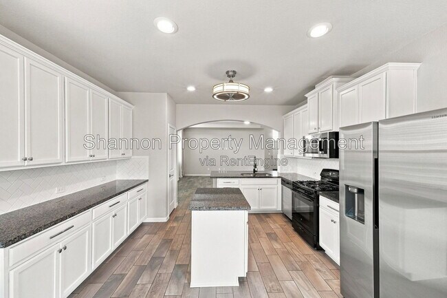 Building Photo - 2747 Meandering Elm Trail