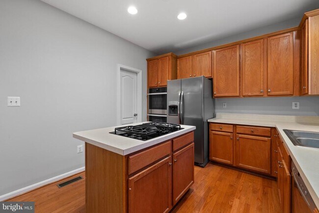 Building Photo - 13620 Acorn Hunt Pl