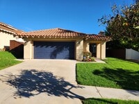 Building Photo - 2125 Tehachapi Dr