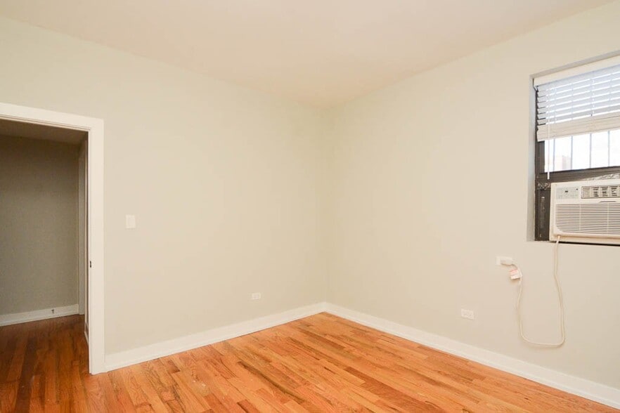 Building Photo - 2830 N Mildred Ave