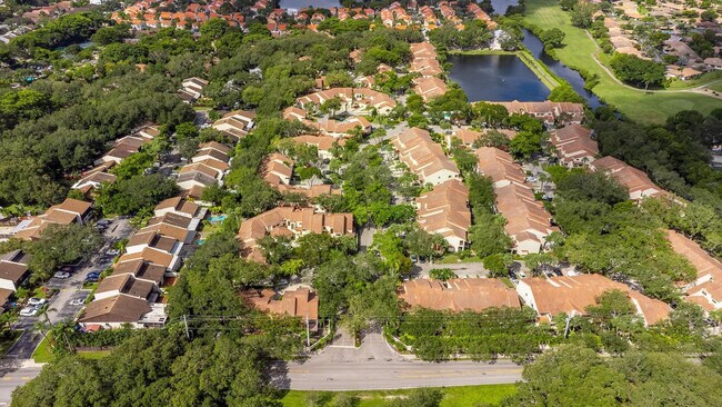 Building Photo - 3351 Emerald Oaks Dr