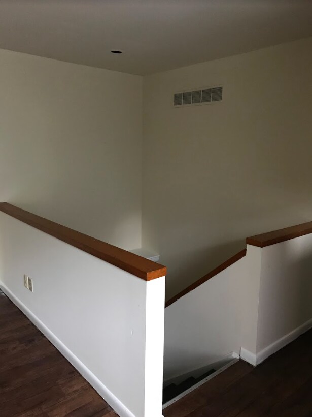 Building Photo - 2665 Bellevue Ave