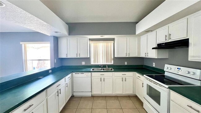 Building Photo - 16349 Coopers Hawk Ave