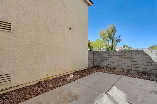 Building Photo - Single-Family Home in a Cul-de-Sac 3BD/2.5BA – Freshly Updated & Move-In Ready!