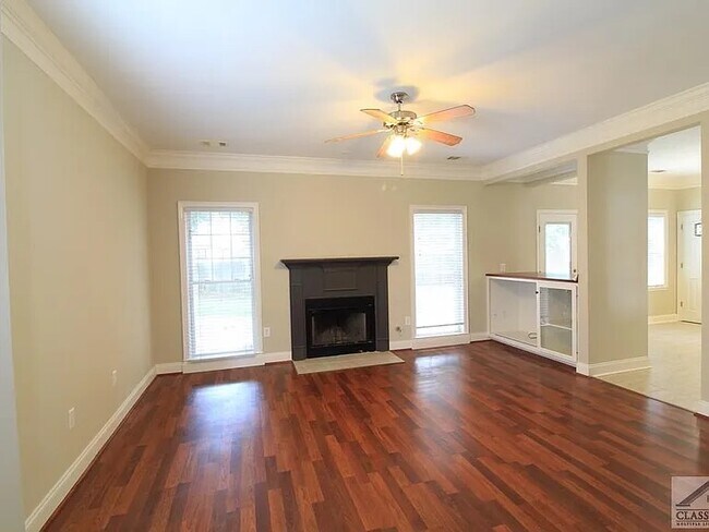 Building Photo - 108 Huntington Shoals Dr