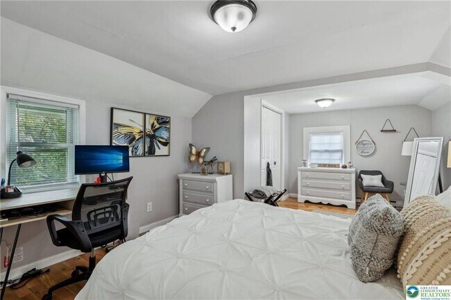 Building Photo - 3203 Washington St