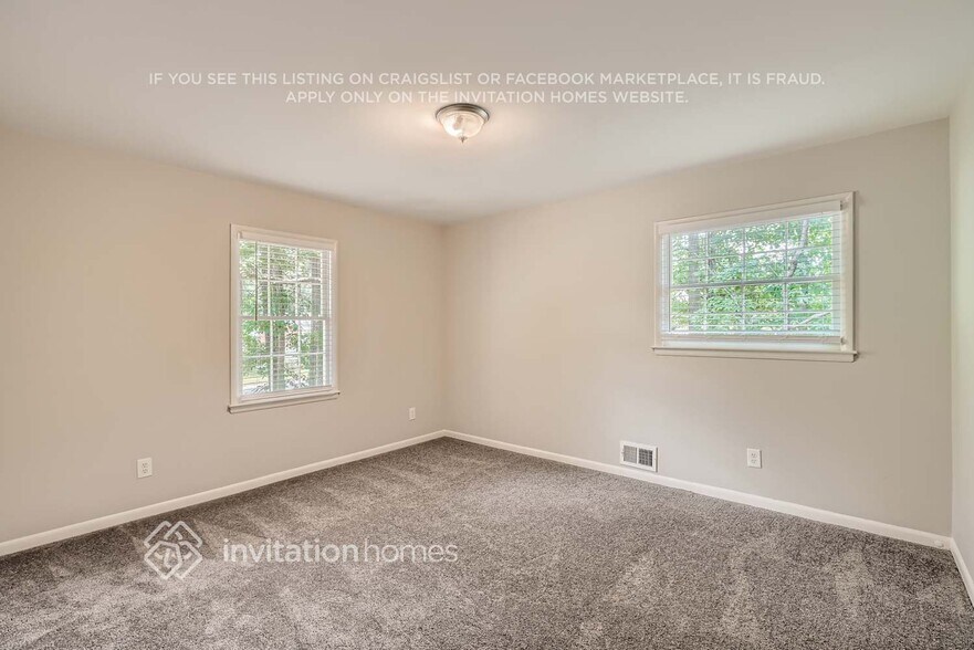 Building Photo - 5340 Crestwood Cir SW