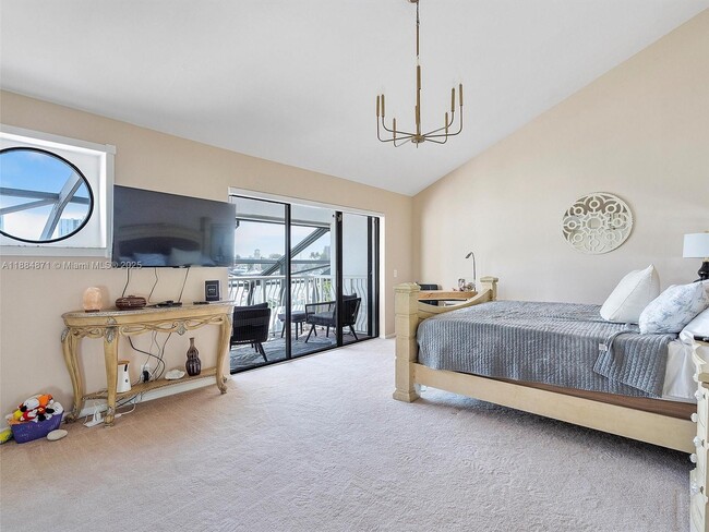 Building Photo - 3620 Yacht Club Dr