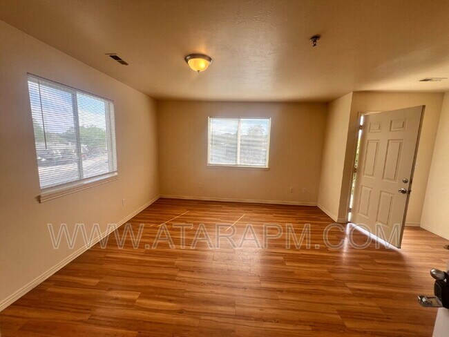 Building Photo - 4984 W 4850 S