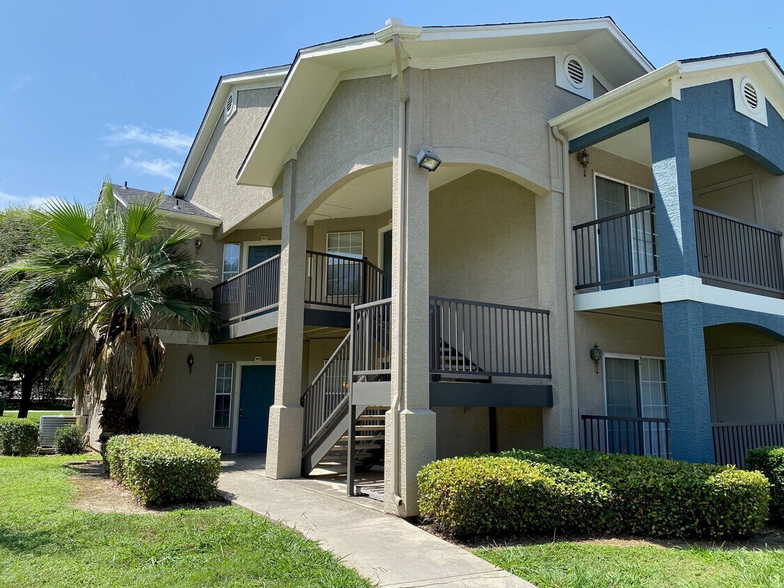 Rosillo Creek Apartments San Antonio