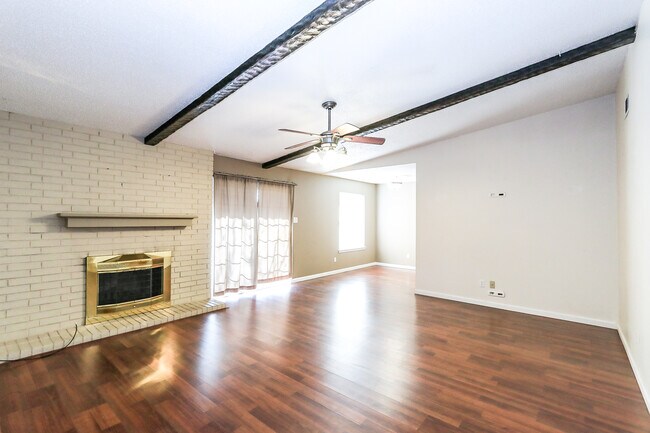 Building Photo - 6407 35th St