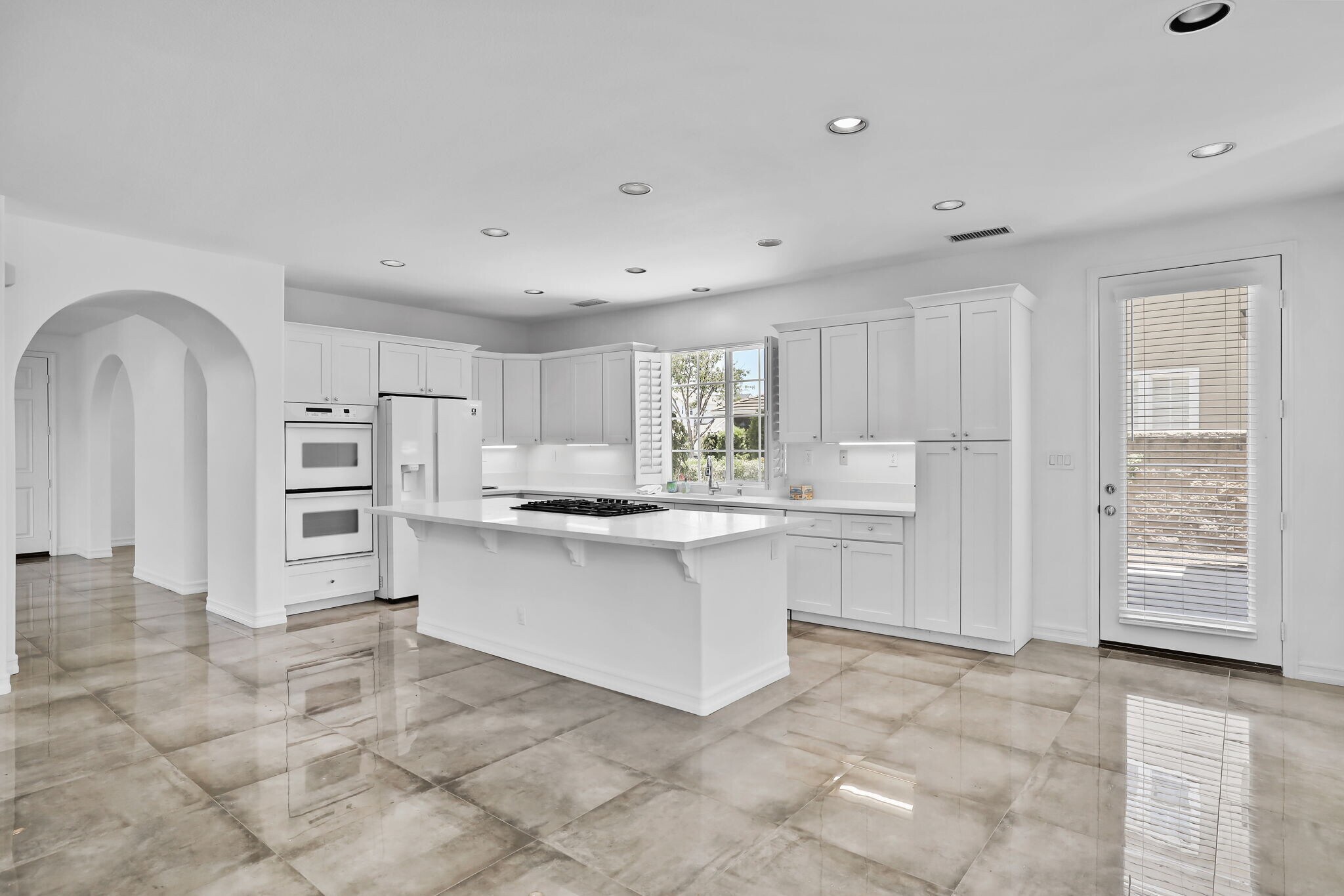 Building Photo - 5142 Pearce Dr
