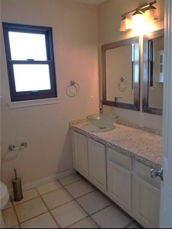 Building Photo - 406 Settlers Valley Dr