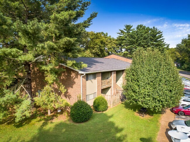 Building Photo - Charming 1BR Apartment – Minutes from Nashville, Handicap Accessible