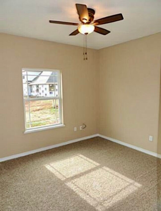 Building Photo - 3817 Enchanted Rock Rd