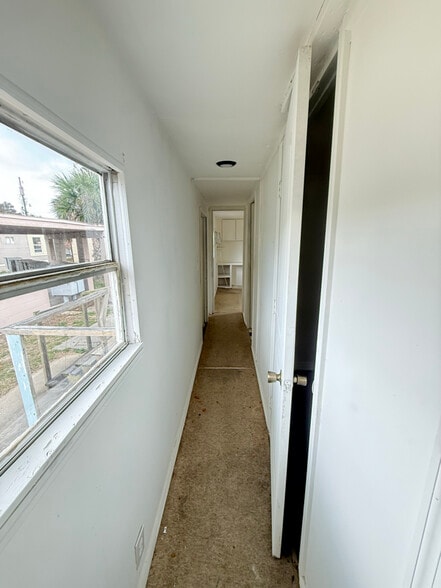 Building Photo - 920 Boardwalk Ln