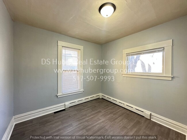Building Photo - 117 E North St