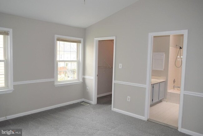 Building Photo - 14110 Oxford Dr
