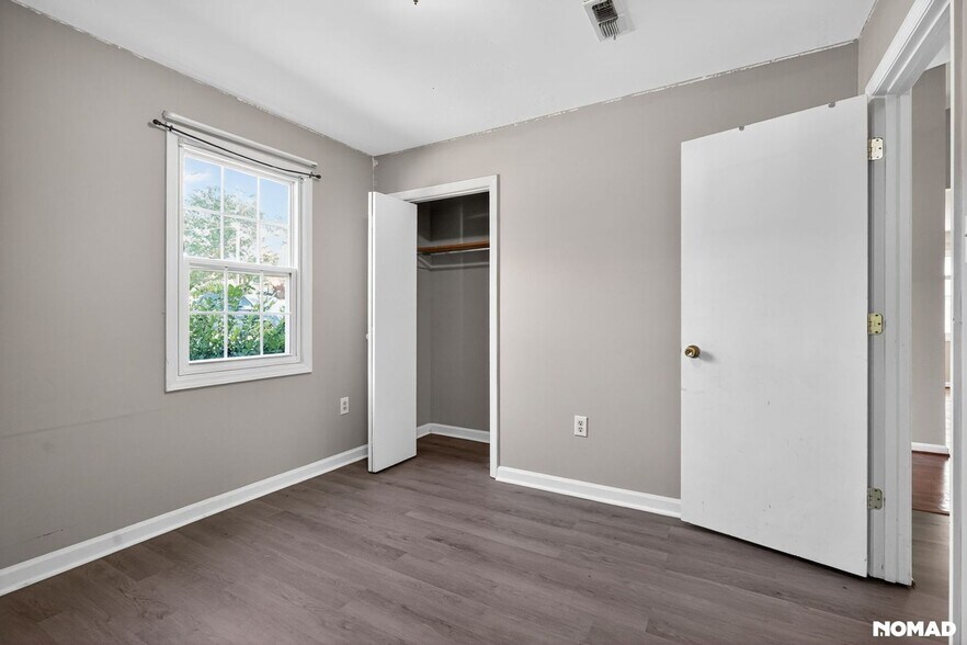 Building Photo - 2932 Tower Pines Dr