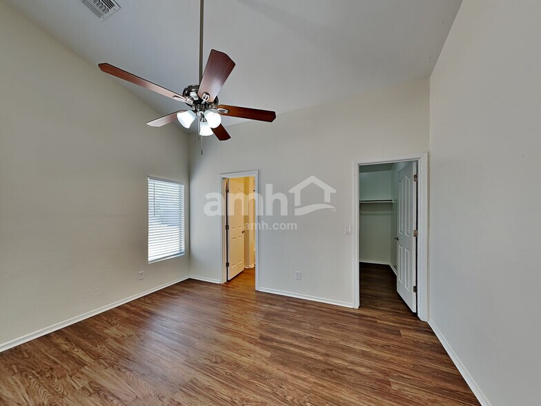 Building Photo - 13101 N 127th Ln