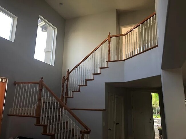 Building Photo - 4154 Golden Pond Way