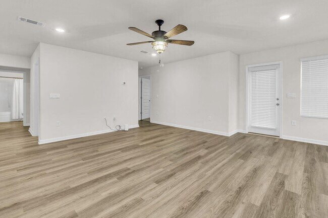 Building Photo - 3021 Jane Ln