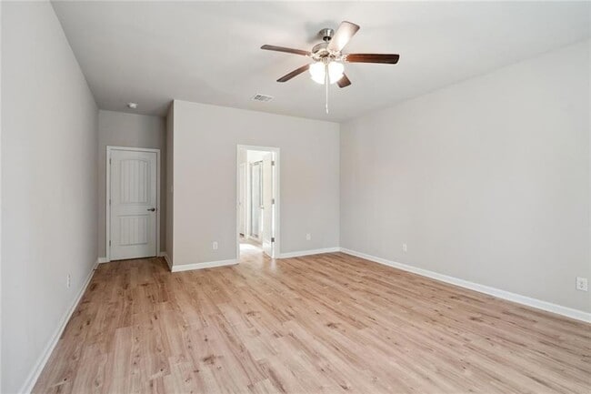 Building Photo - 67553 Emerald Dove Dr