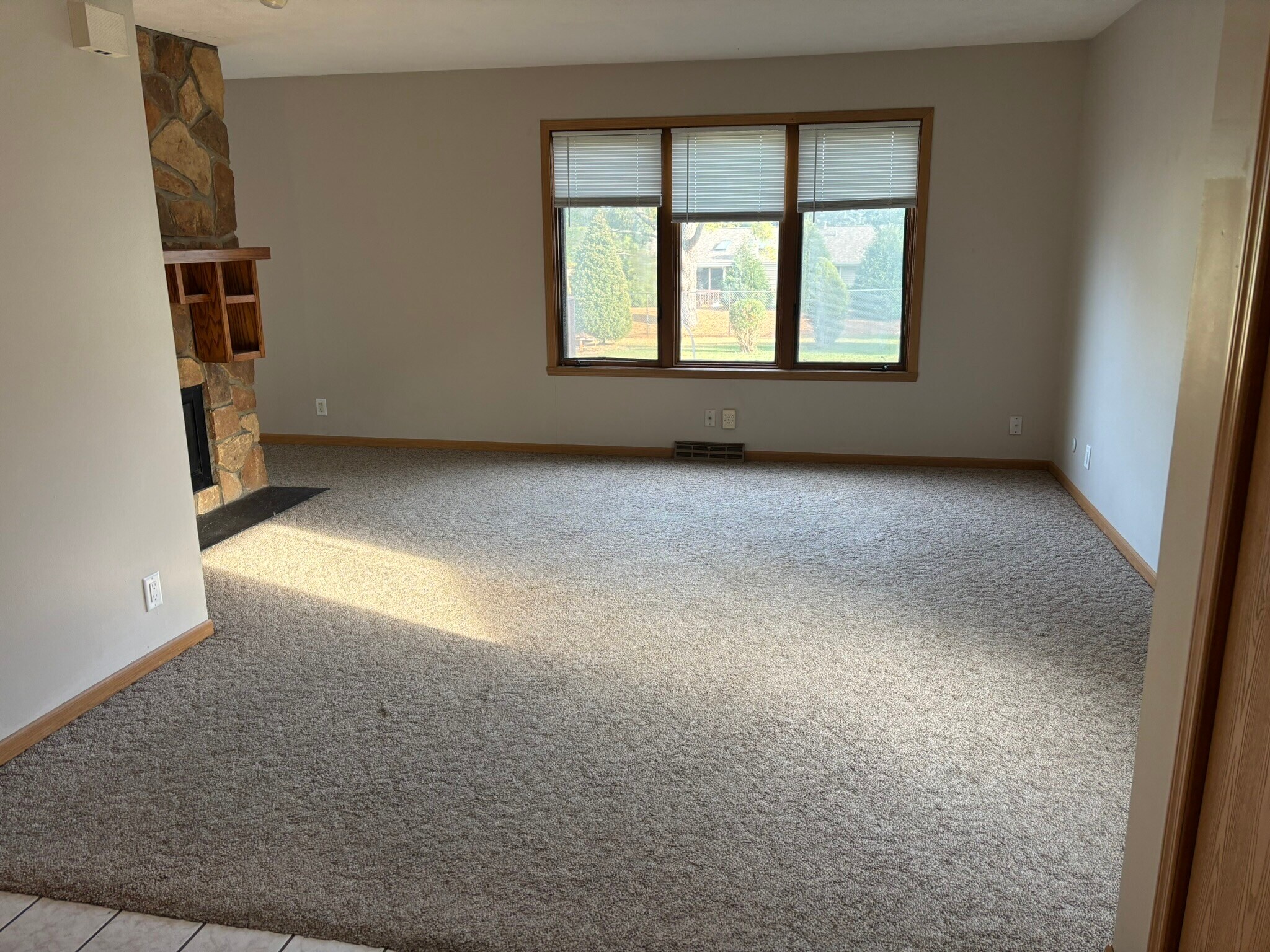 Building Photo - 6172 Brynwood Dr