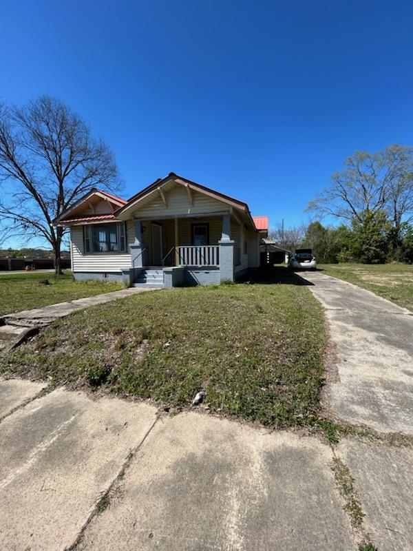 Building Photo - 2111 Sansom Ave