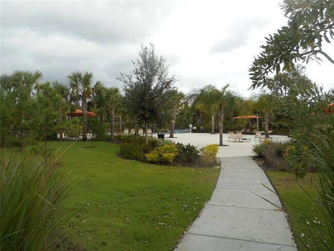 Building Photo - 5231 Wildwood Wy