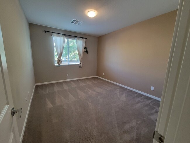 Building Photo - Breathtaking Strip Views Brand New Model in Summerlin 4bed 3.5bath