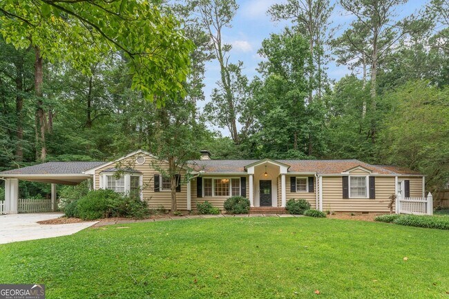 Building Photo - 2986 Mornington Dr NW