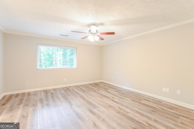 Building Photo - 540 Ansley Dr