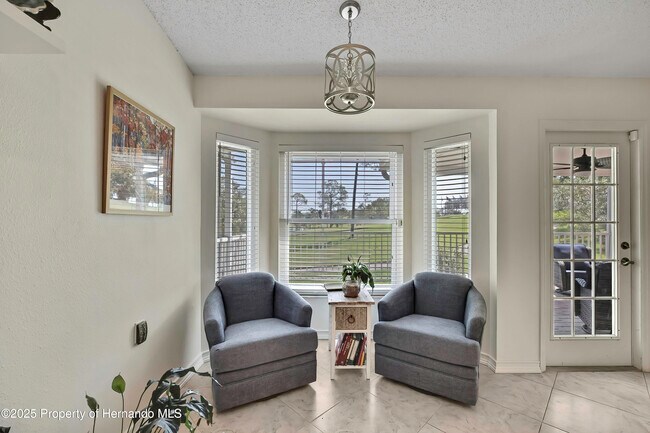 Building Photo - 2368 Fairskies Dr