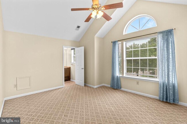 Building Photo - 8540 Harvest View Ct