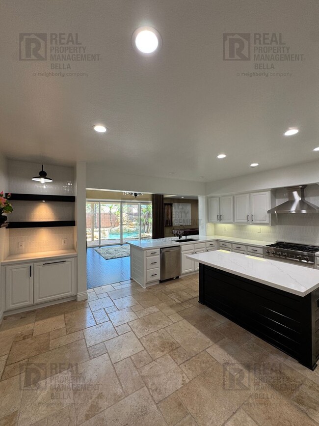 Building Photo - Spacious Murrieta Home with Pool, Spa, Firepit & Backyard Entertaining