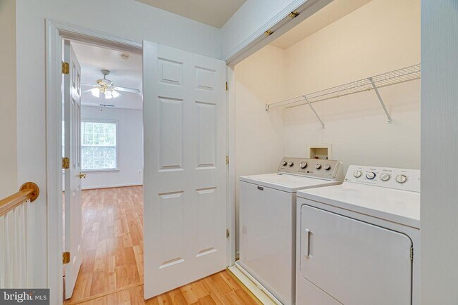 Building Photo - 4147 Presgraves Ct