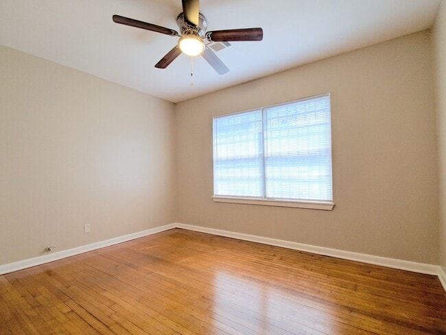 Building Photo - 1223 Shawnee St