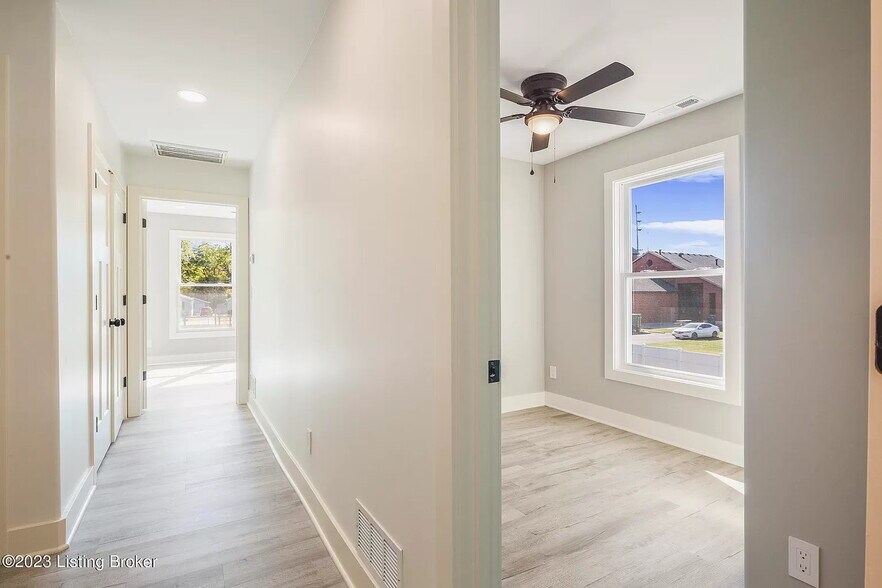 Building Photo - 3714 Selma Ave