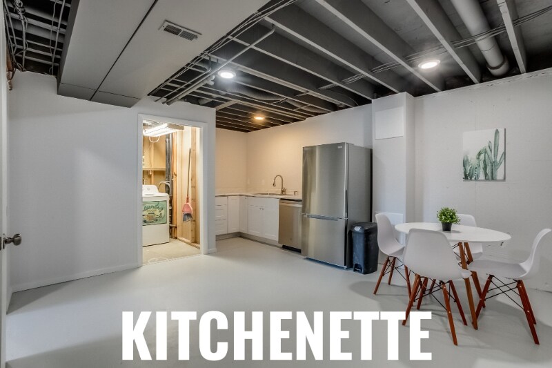 Building Photo - 13489 W Auburn Ave