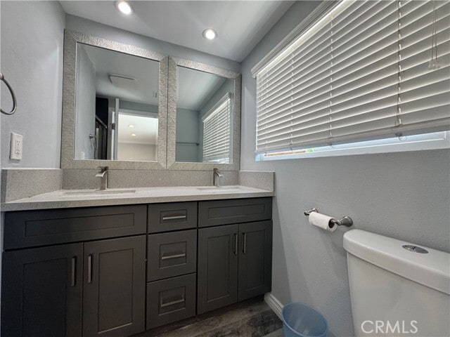 Building Photo - 1516 E Cyrene Dr