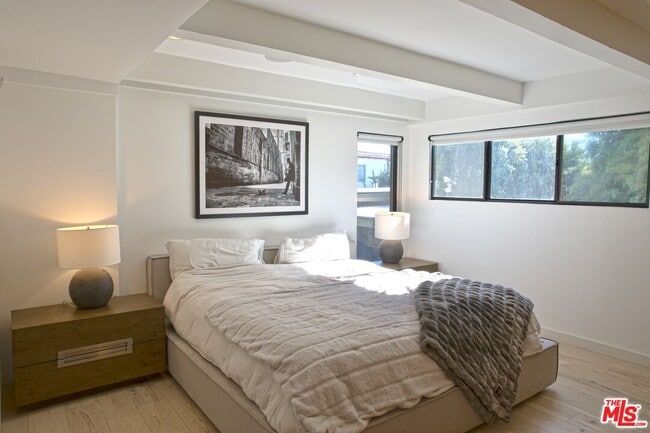 Building Photo - 8297 Presson Pl