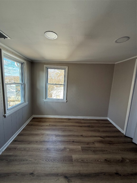 Building Photo - 712 Pickwick Dr