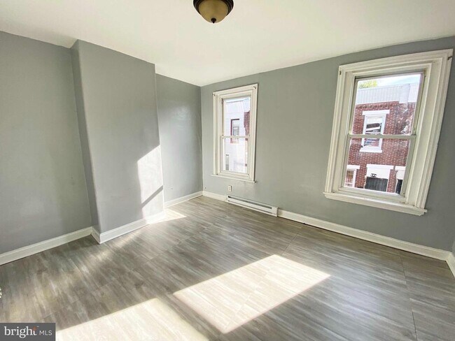 Building Photo - 3050 Hartville St